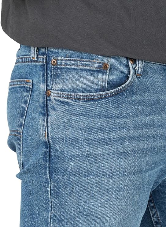 Wrangler Authentics Men's Regular Fit Comfort Flex Waist Jean
